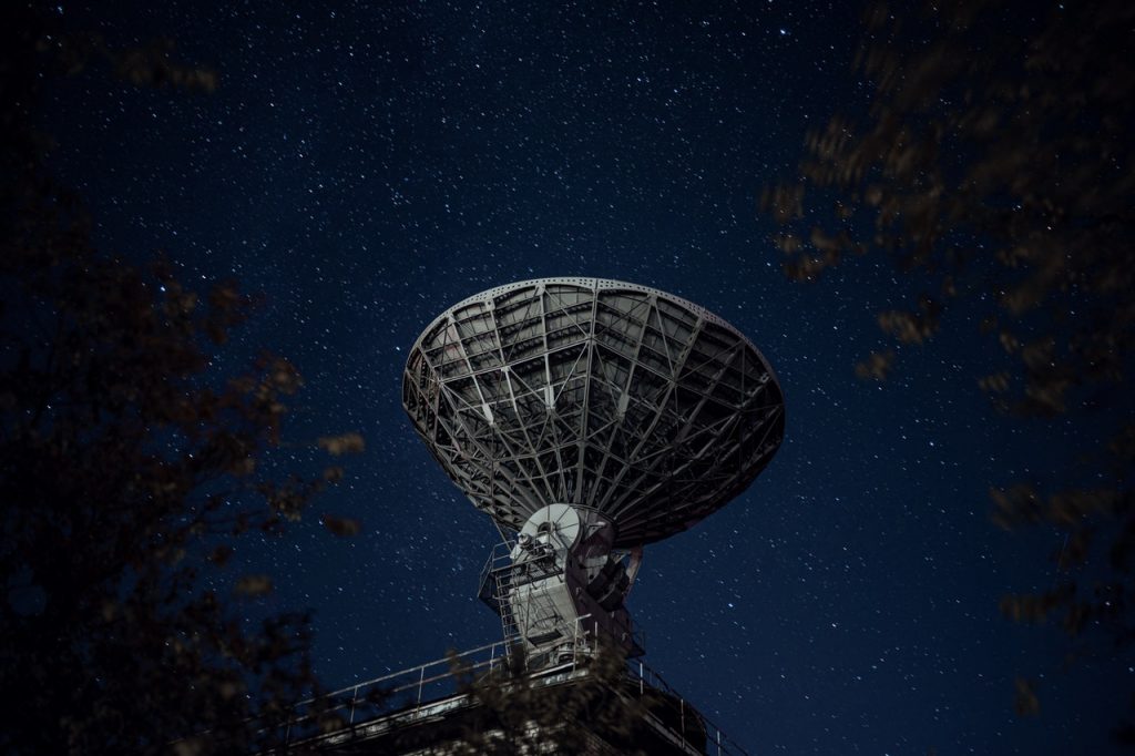 pexels igor mashkov 6325001 1024x682 - What Are the Different Types of Microwave Antenna?
